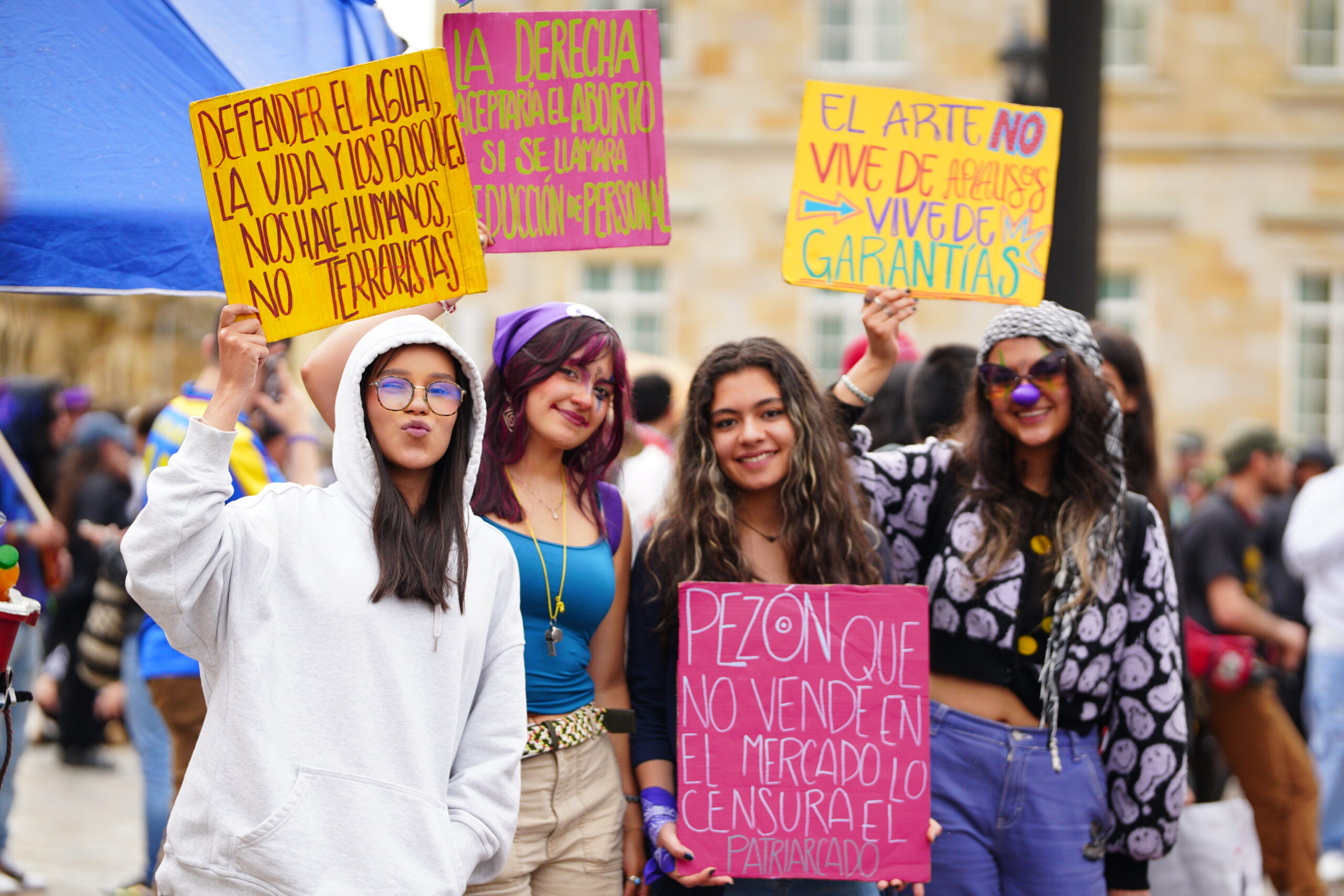 No nos robaran la alegría. Mensaje a las luchas del mundo desde las calles de Colombia en defensa de la vida